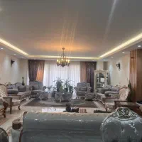 آپارتمان-160-متری-2-خواب-تک-واحدی-چهارباغ-بالا