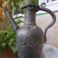 آفتابه  مسی. دست ساز .قدمت دار