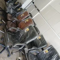 صندلی مدیریت و اداری  و دانشجوی