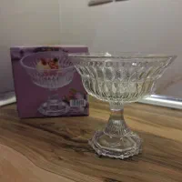 شکلات خوری کاملا نو با جعبه