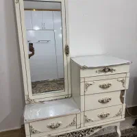 اینه دلاور|جاکفشی، کمد، دراور|تربت‌حیدریه, کلاته توکلی|دیوار