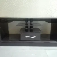 میز تلویزیون ترکیب شیشه و چوب