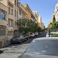 200-مترکلنگی-با3طبقه-بنای-تمیز-پونک-منطقه-2