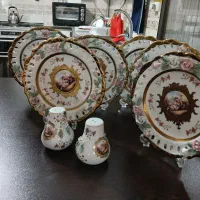 خیارخوری با دو تا نمکدان