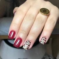 کاشت ناخن ۲۰۰کاشت مژه ۲۰۰ آموزش ۴۰۰۰