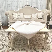 مبل کلاسیک هفت نفره، کرمی با چوب رنگ استخوانی