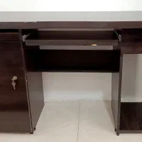میز کامپیوتر و تحریر