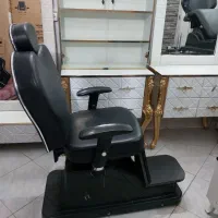 دکور آرایشگاه ،آینه،صندلی اصللح ،سرشور،پاف ترولی|آرایشگاه و سالنهای زیبایی|باقرشهر, |دیوار