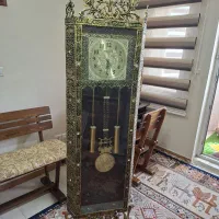 ساعت ایستاده برنزی