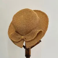 کیف و کلاه ساحلی