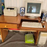 میز کامپیوتر تمام چوب