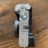 دوربین سونی Sony a7c|دوربین عکاسی و فیلم‌برداری|شاهین دژ, |دیوار