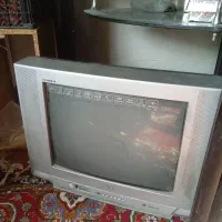 تلویزیون قدیمی بفروش میرسد