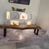 میز چوب نارون و رزین پایه فلز رنگ کوره ای کار دست|مبلمان خانگی و میز عسلی|تهران, مهران|دیوار