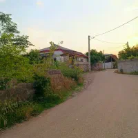 550متر-زمین-دونبش-با-یک-خانه-کلنگی-و-تمام-انشعابات