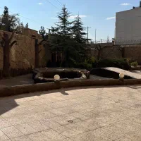 ویلایی-بازسازی-شده-شیک-در-دو-طبقه