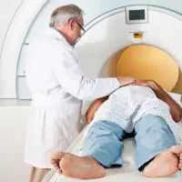 ام ار  ای با دیسک شدید (نیاز ب عمل)