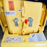 صندلی کودک ماشین|تخت و صندلی بچه|شیراز, آبیاری|دیوار