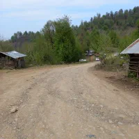 ۲۲۰ متر زمین مسکونی