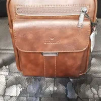 کیف|کیف، کفش، کمربند|قم, نیروگاه|دیوار