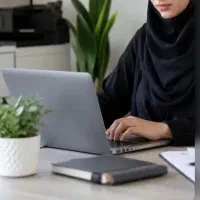 به یک خانوم مسلط به کامپیوتر و اینترنت نیازمندیم