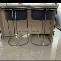 ۲ عددصندلی غذا خوری