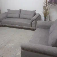 دو دست مبل راحتی تمیز  در حد نو