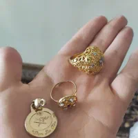 انگشتر و مدال