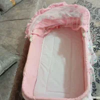 تخت خواب گهواره|تخت و صندلی بچه|شیراز, شهرک گلها|دیوار