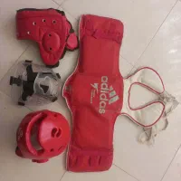 وسایل کامل تکواندو مناسب 8 تا 13 سال