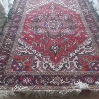 دو عدد فرش دست بافت ۲در۳بفروش میرسد