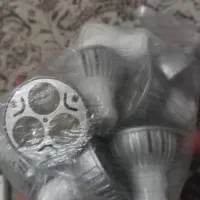 ۱۲ عدد لامپ روشنایی