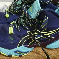 کفش ورزشی|کیف، کفش، کمربند|کرمان, |دیوار