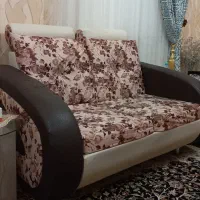 مبل۷نفره به همراه جلو مبلی و عسلی