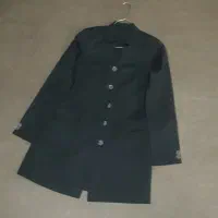 سه عدد مانتو رسمی سایز ۳۸ هر کدام ۳۵۰ هزارتومان