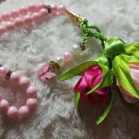 تسبیح با گل روبانی