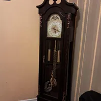 ساعت ایستاده چوبی