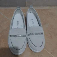 کفش|کیف، کفش، کمربند|فولادشهر, C5|دیوار