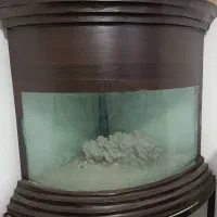 آکواریوم با شیشه ۱۰ میل بزرگ