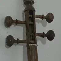 کمانچه|سازهای سنتی|نمین, |دیوار