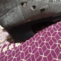 کفش|کیف، کفش، کمربند|فریمان, |دیوار