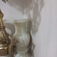 یک جفت گلدان زینتی سنگ مرمر