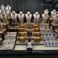 آبشده و طلای شکسته فقط نرخ روز و درحدنواز100|جواهرات|ایلام, |دیوار