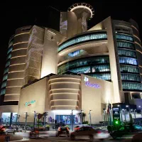 فروشنده مرکز خرید اپال