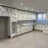 ۱۵۰ متر ۳ خواب برج نوساز لوکس مجاورت ایرانمال