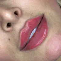 فیلر و ژل لب ، تتو ، پیرسینگ