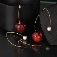 گوشواره های آلبالویی تابستونی