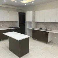 کابینت ام دی اف و هایگلاس با گاز و سینک شیر سینک