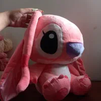 عروسک|اسباب‌بازی بچه|رباط‌کریم, رباط‌کریم|دیوار