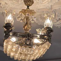 لوستر برنجی اصلی سیاه قلم  ۸شاخه خیلی سنگین